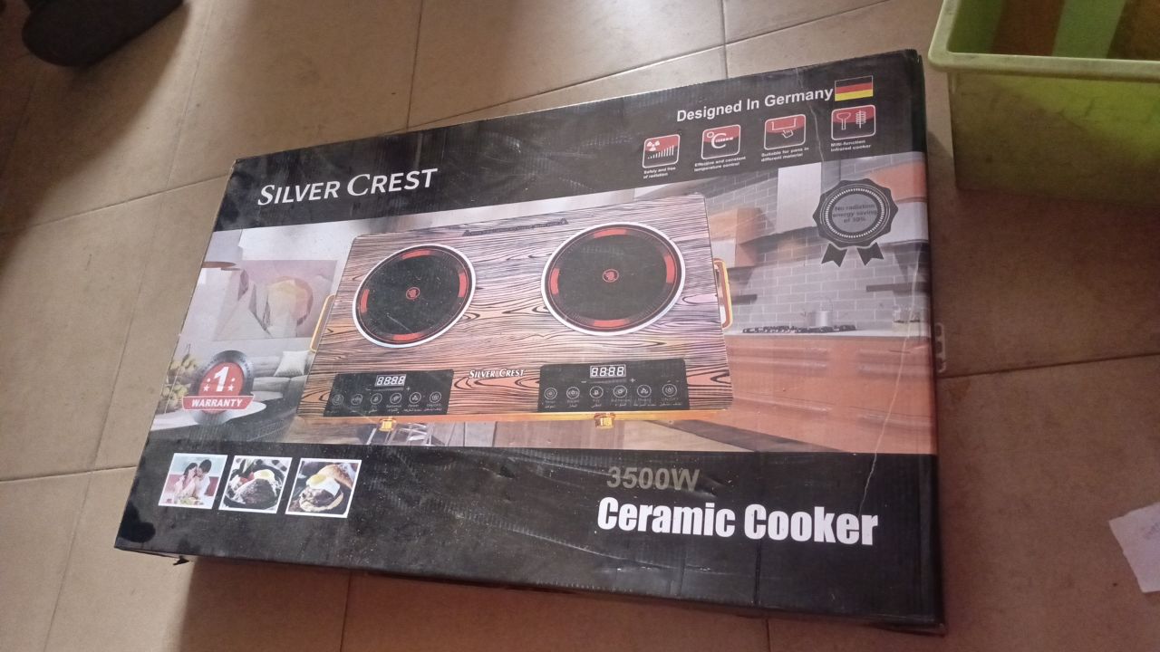 Double infrared intelligent electric cooker