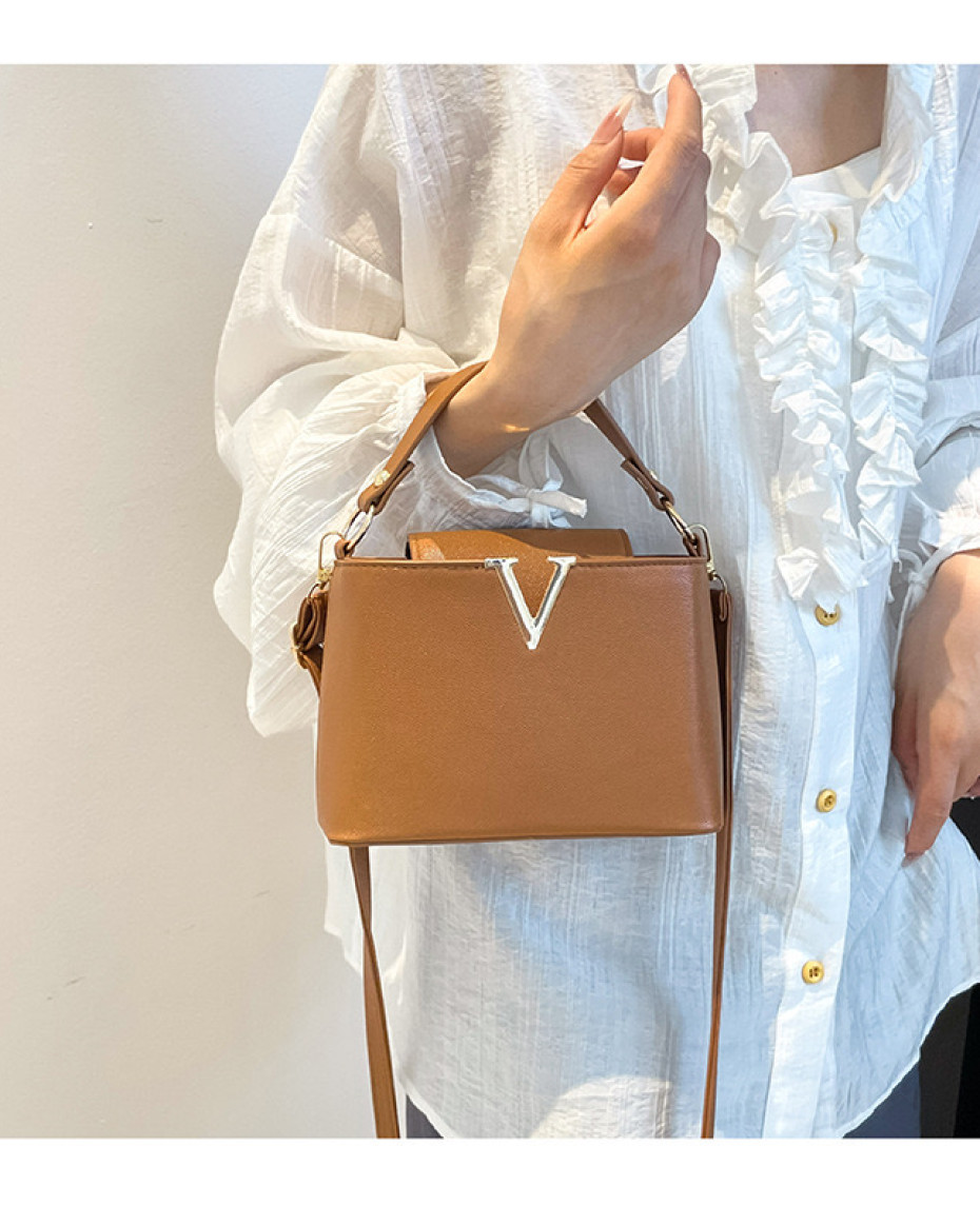V Plain Bag