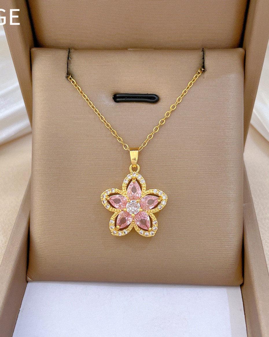 Necklace And Earrings 01