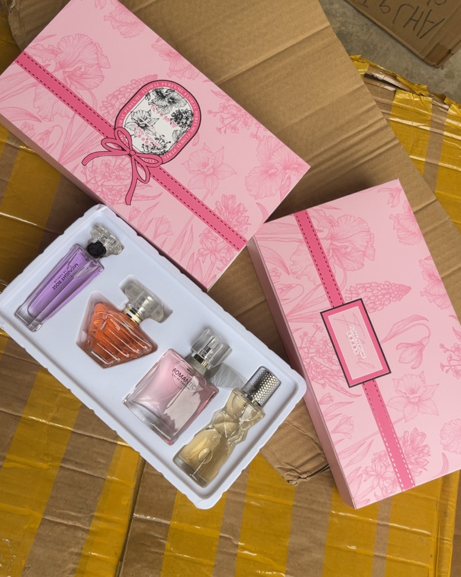 4in1 Female Perfume 2