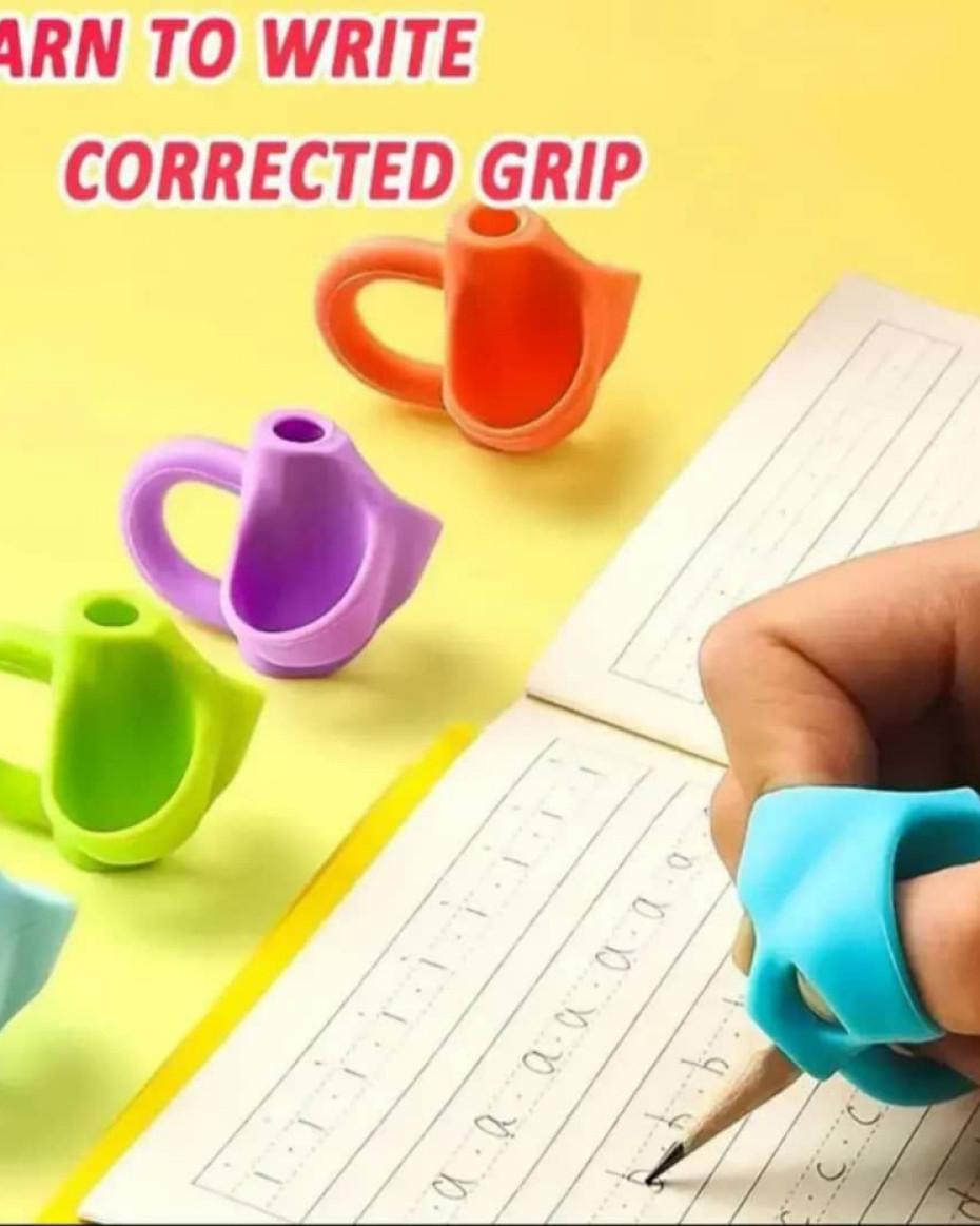 *Pencil grips holder for Kids Handwriting Correction 🥰made of Silicone
