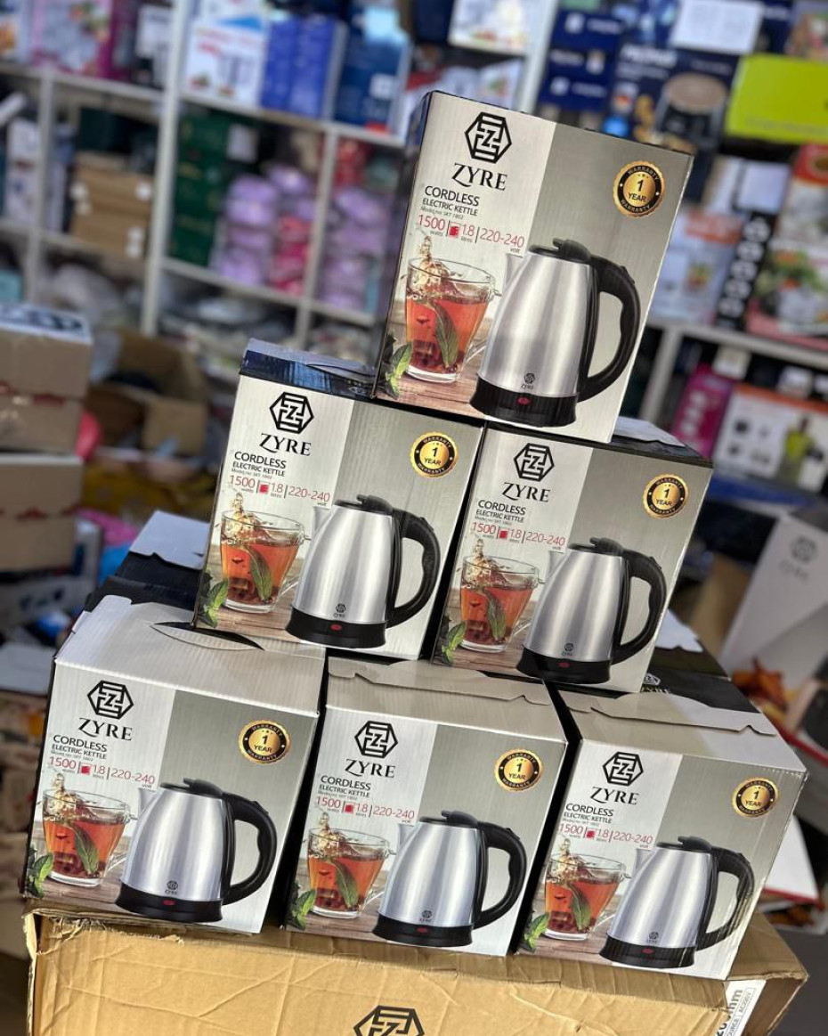 *DURABLE ELECTRIC KETTLE/JUG