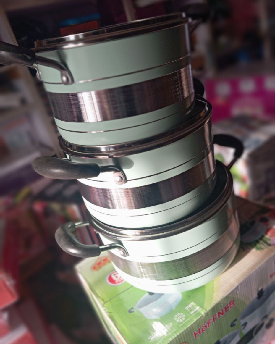 *Unique HF- 6PC'S Set Coloured Nonstick Pots)Cookware Set