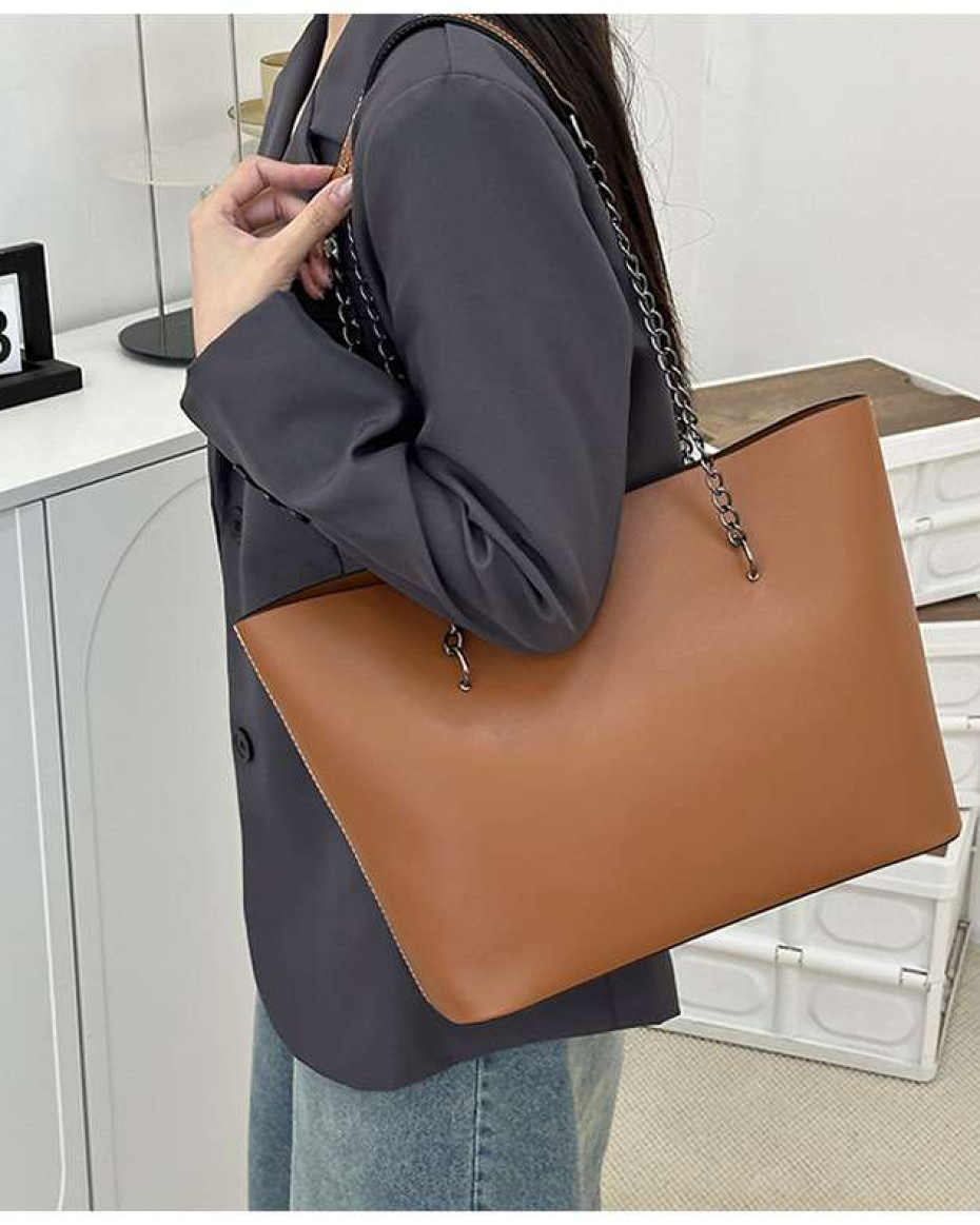 *TOTE QUALITY STOCK LEATHER BIG BAG