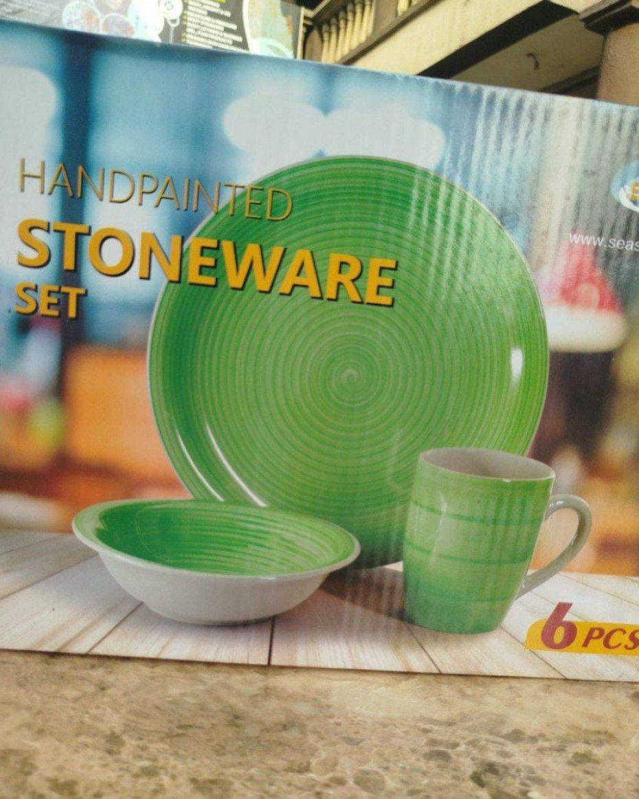 *6PCS DINNER SETS...