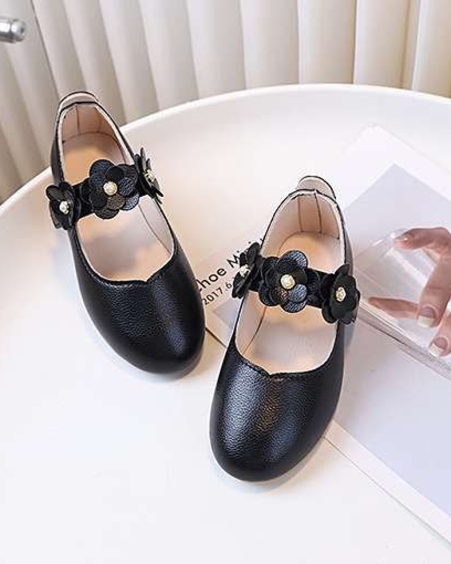 ZARA UNIQUE FULL COVER PETAL SHOES.. BLACK