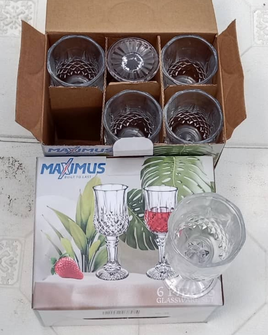 *6PCS CLASSY AND QUALITY WINE GLASS CUP