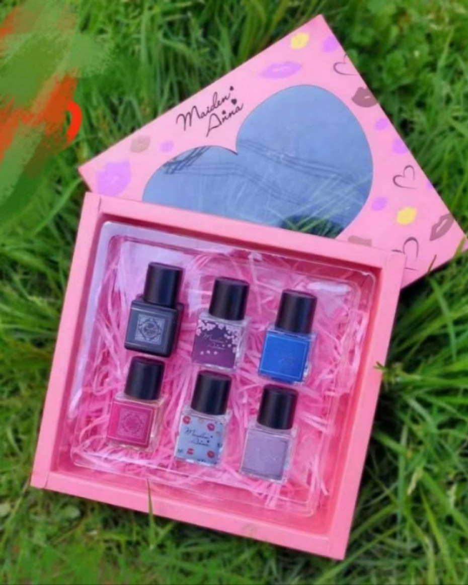 *6in1 MAIDEN ANNA FEMALE LUXURY PERFUME SET (10MLS PER BOTTLE)....
