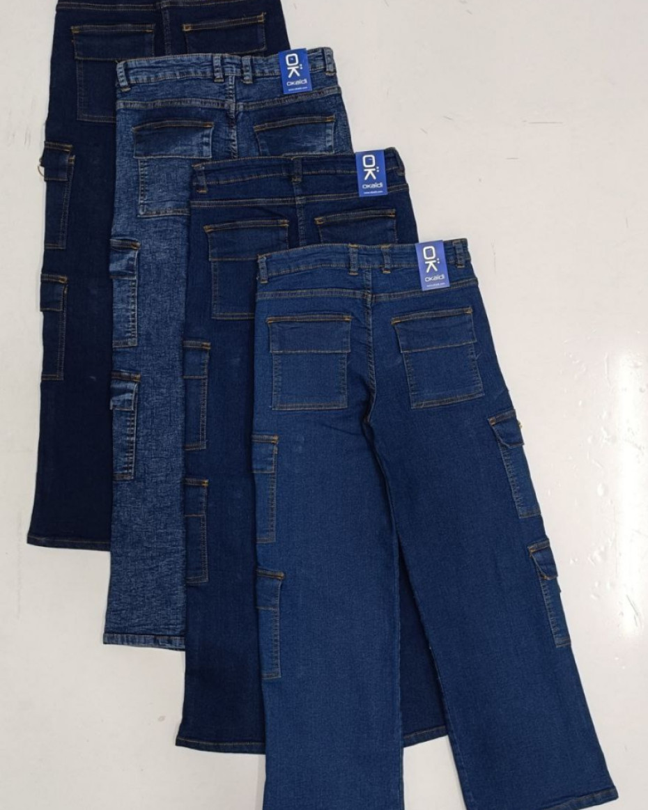 Baggy Quality Unisex Multi Pocket Combat Jeans..