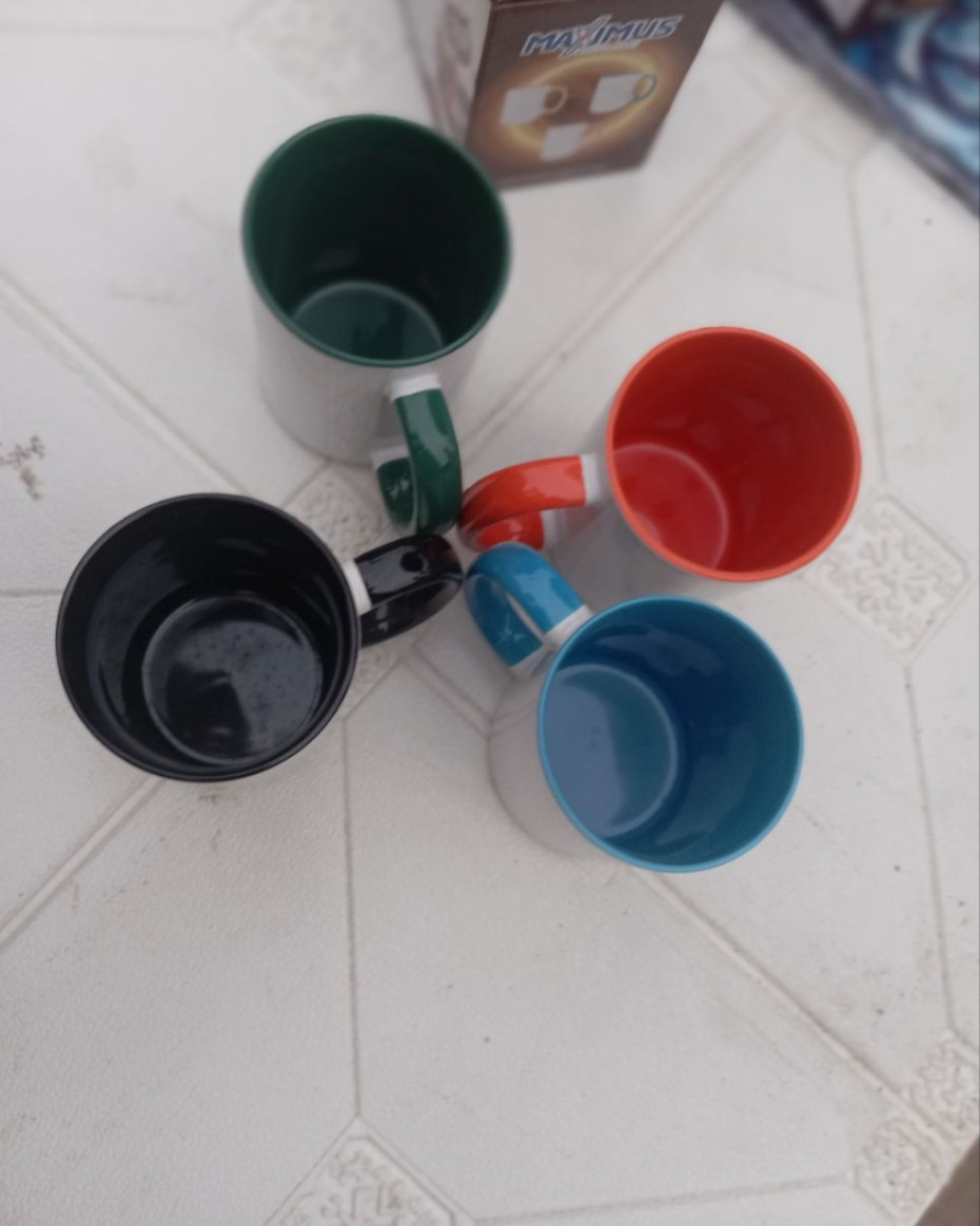*COLOURFUL SINGLE VACUUM MUG CUP...:* AVAILABLE IN 4 BEAUTIFUL COLOURS..