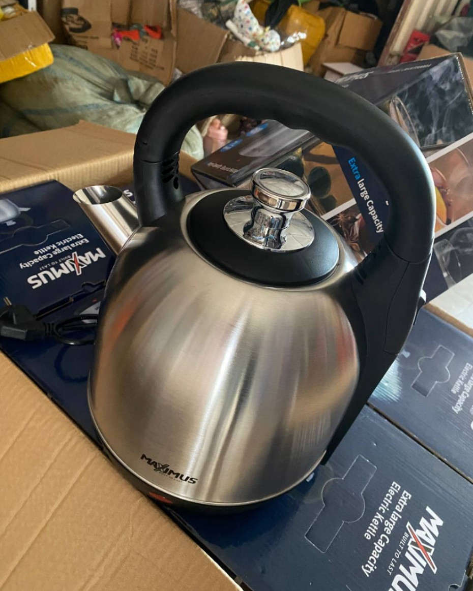 *DURABLE 7LITRES STAINLESS STEEL ELECTRIC KETTLE.