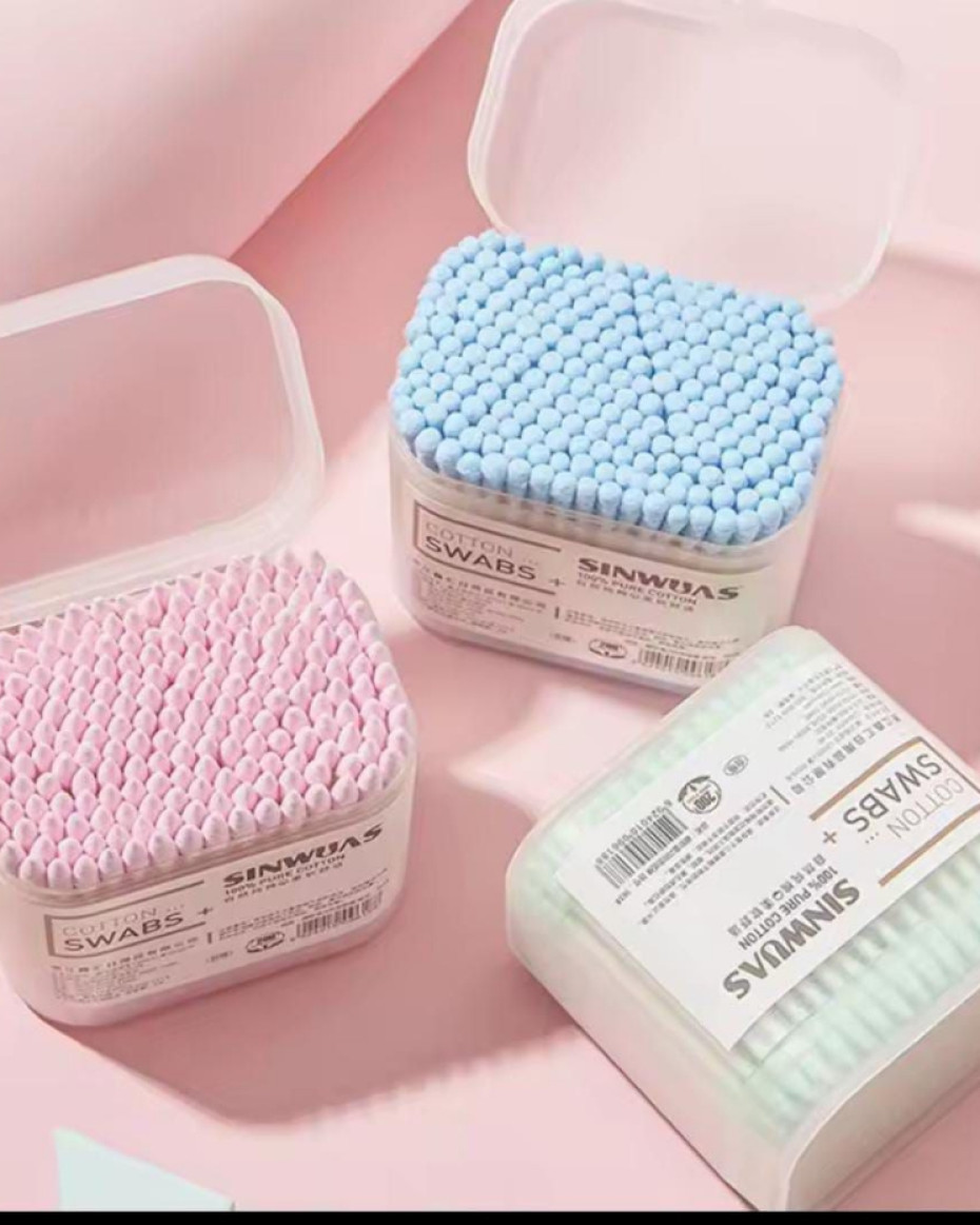 *300pcs Hygienic Pack Cotton Swap/Buds for Ear and Make Up.