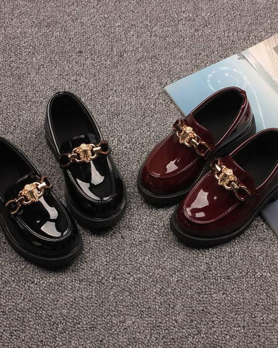 *High Quality Patent(Glossy) British Unisex Shoes Comes In a Box.BLACK