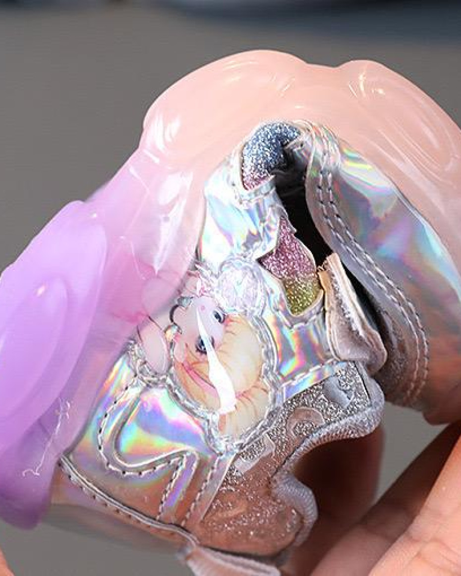 *QUALITY PRINCESS LED LIGHT SNEAKERS.