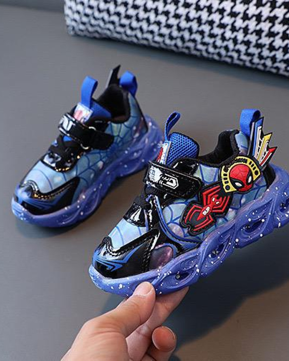 *QUALITY SPIDERMAN LED LIGHT SNEAKERS..