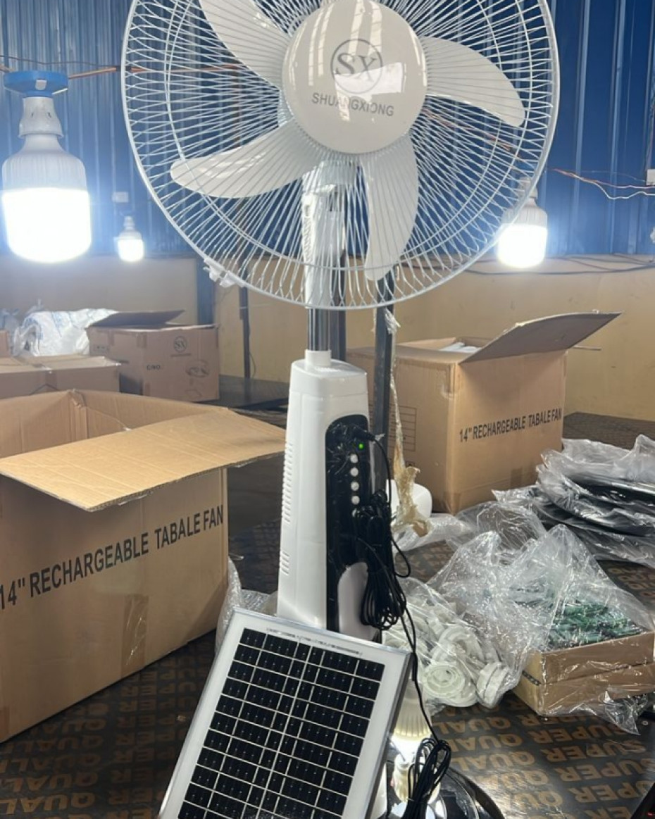 16 INCHES SX RECHARGEABLE STANDING FAN WITH SOLAR PANEL2SETS OF BULBS REMOTE CONTROL - HIGH SPEED.