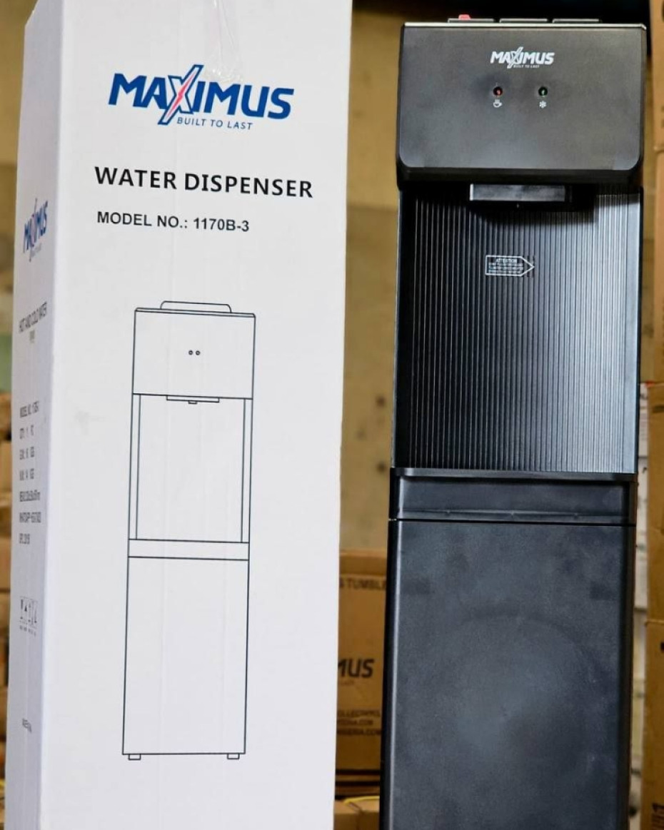 *Stainless Steel Kitchen 5-Pcs Knife Set with Wooden Chopping Board & Scissor Vegetable & Meat Cutting (Set of 5 + 1 Chopper Board)