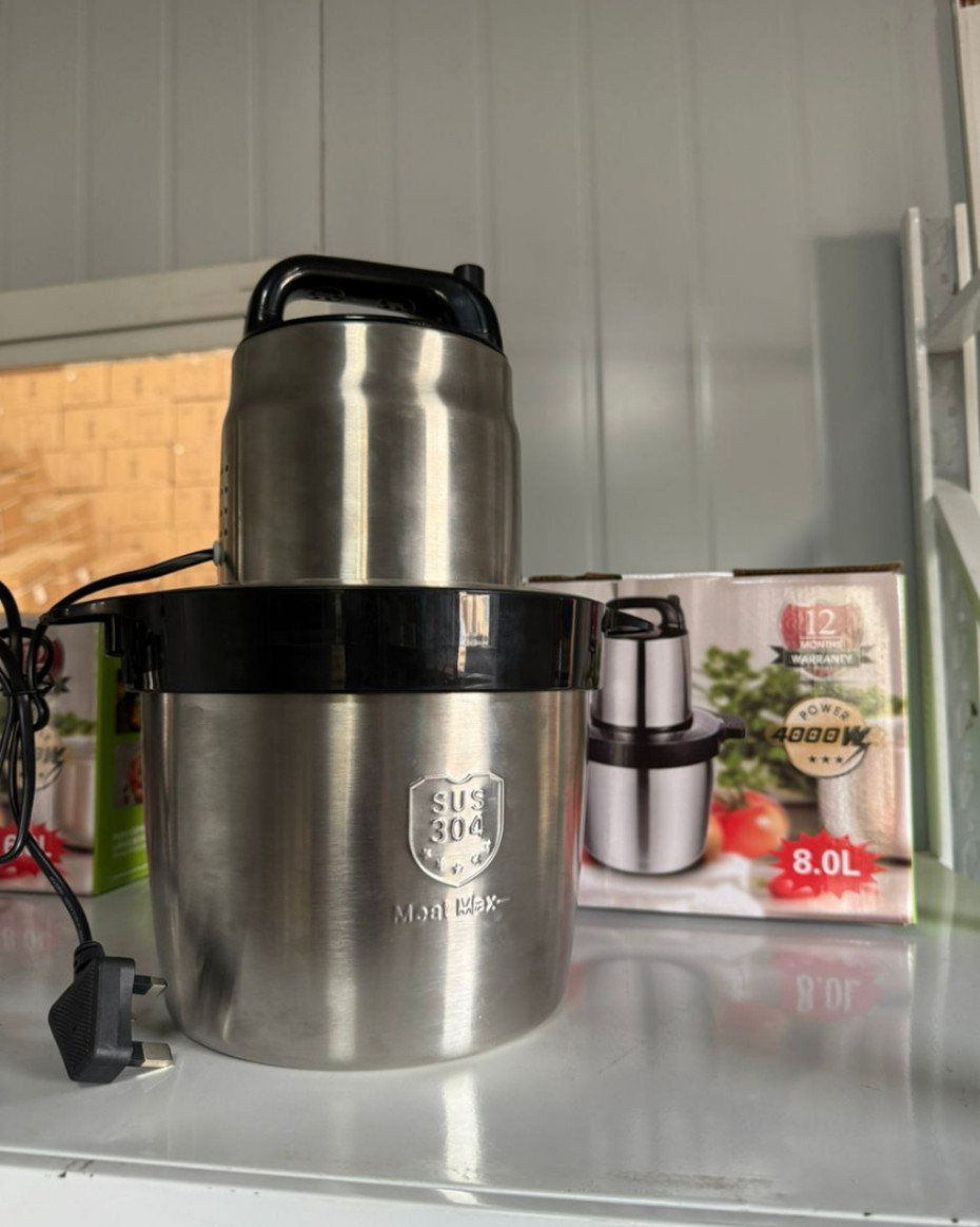 *DURABLE 8LITRES SX YAM POUNDER/FOOD PROCESSOR.