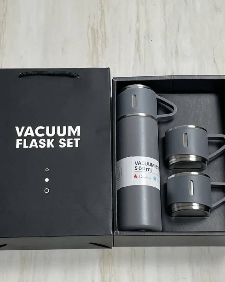 *3IN1 VACUUM FLASK SET(Comes with a fancy carrier bag as seen).