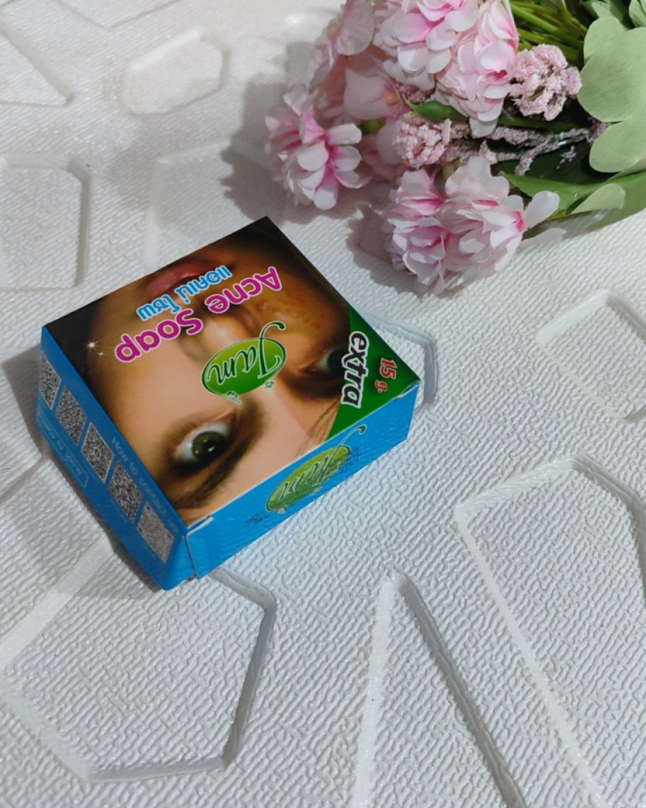 *Original Acne Solution Spot Remover