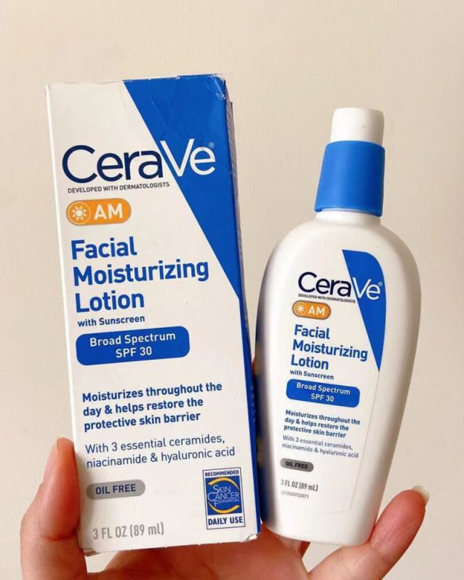*SPF 30 Moisturiser with Sunscreen Dermatological Cerave Morning and Night Lotion