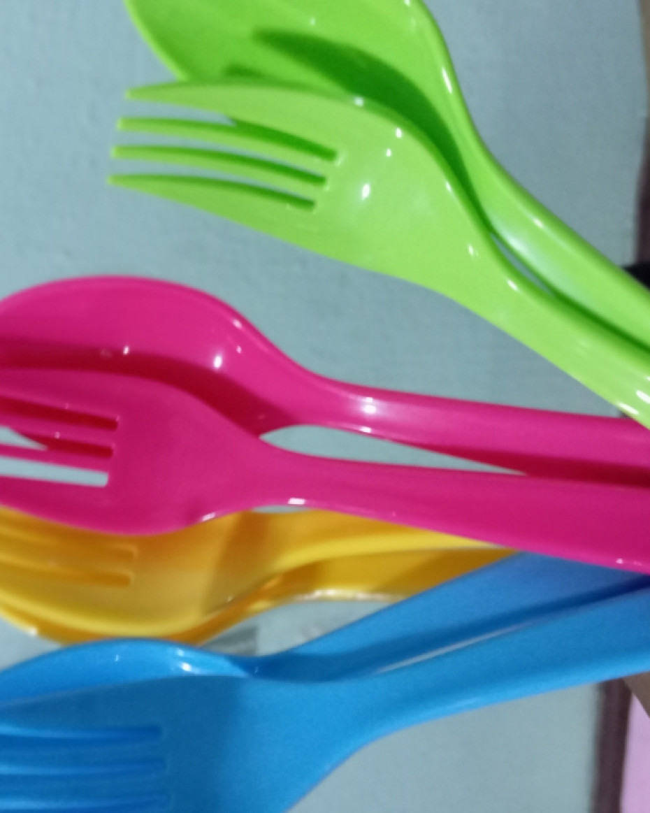 *Big Size Colourful Spoon & Fork Set(6spoon,6fork in a set)...