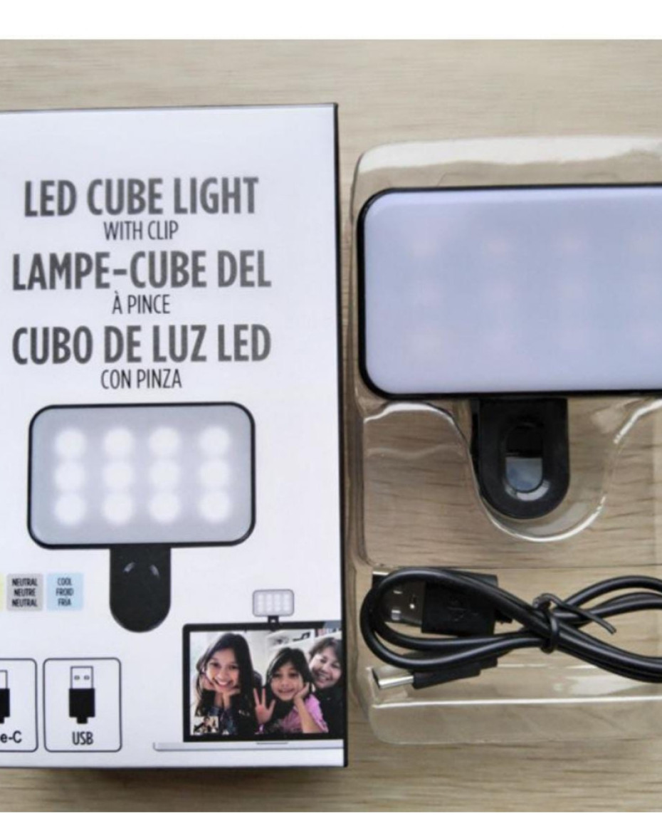 *Portable Mini Selfie Fill Light Rechargeable