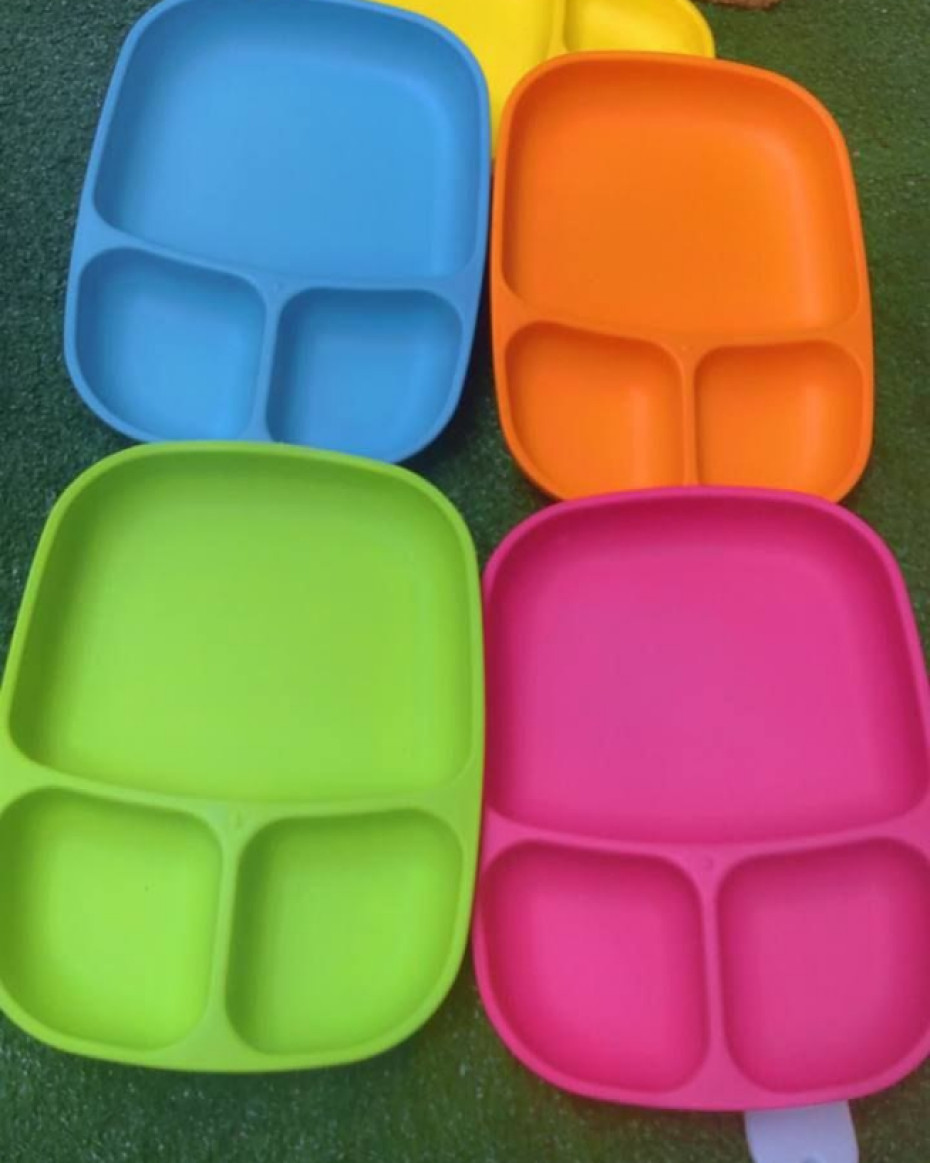 *QUALITY THREE COMPARTMENT KIDDIES PLATE...1
