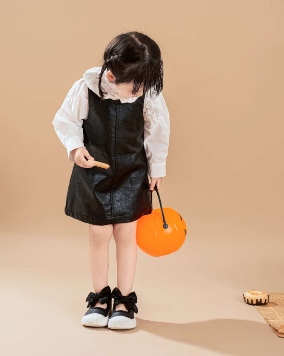 MARY JANE HIGH QUALITY GLITTERY COMFY GIRLS FULL COVER SHOE WITH KNOTTED BOW... Black