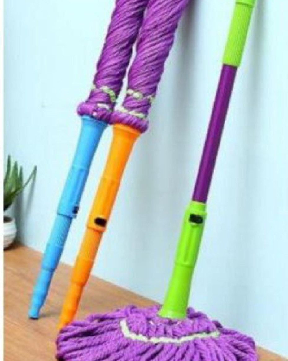 *EASY TWIST ABSORBENT MOP..*