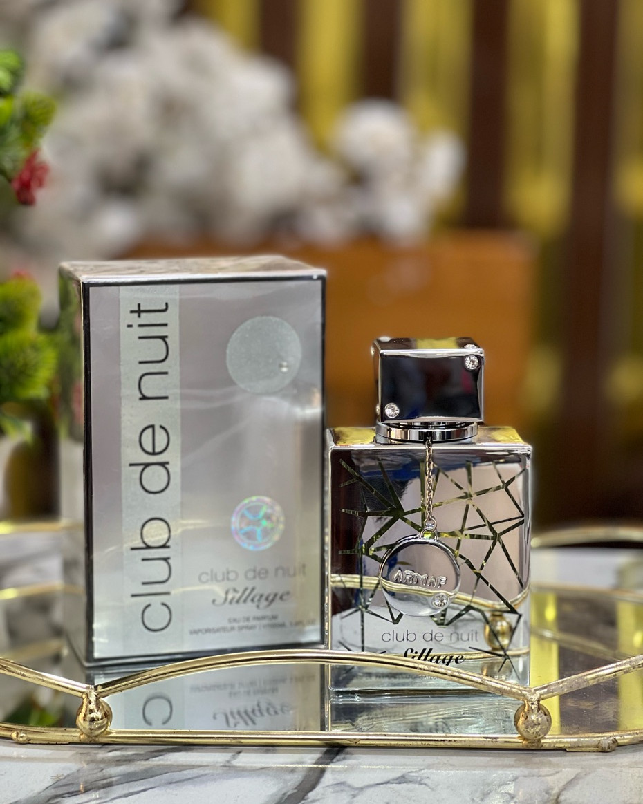 Club De Nuit Sillage